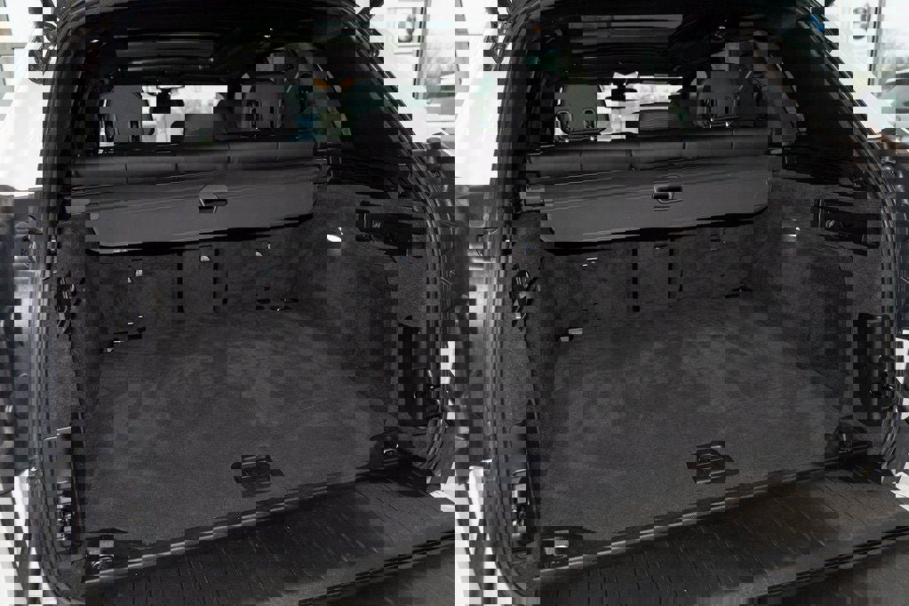 Used 2022 BMW X5 xDrive40i w/ Premium Package image 11