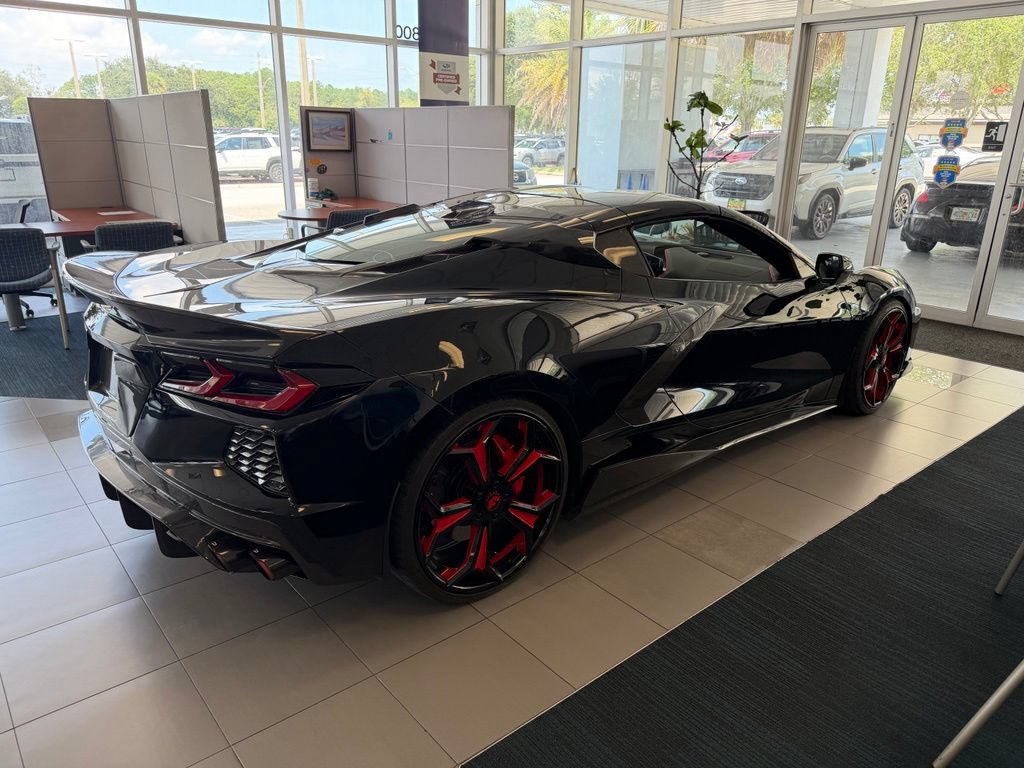Used 2020 Chevrolet Corvette Stingray Preferred Cpe w/ 2LT Preferred Equipment Group RWD image 3