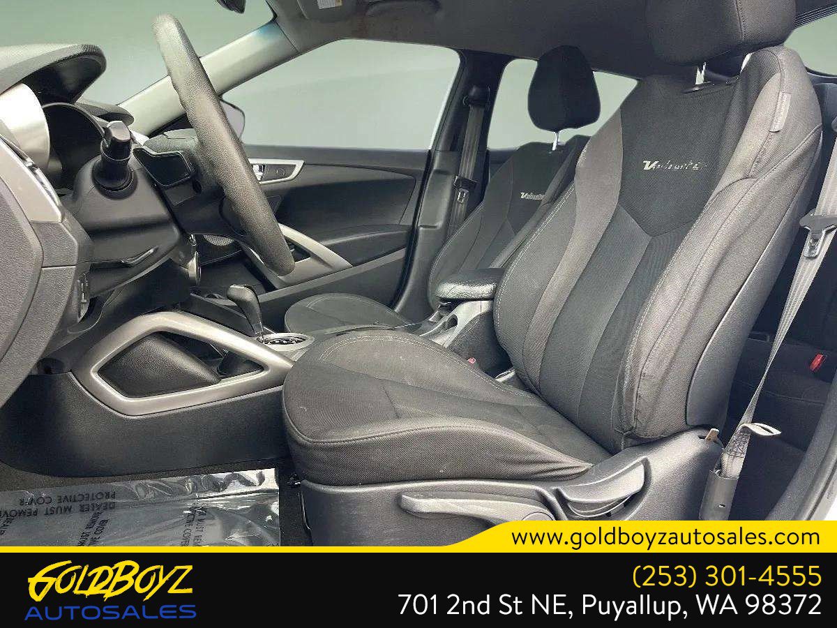 Used 2014 Hyundai Veloster image 12
