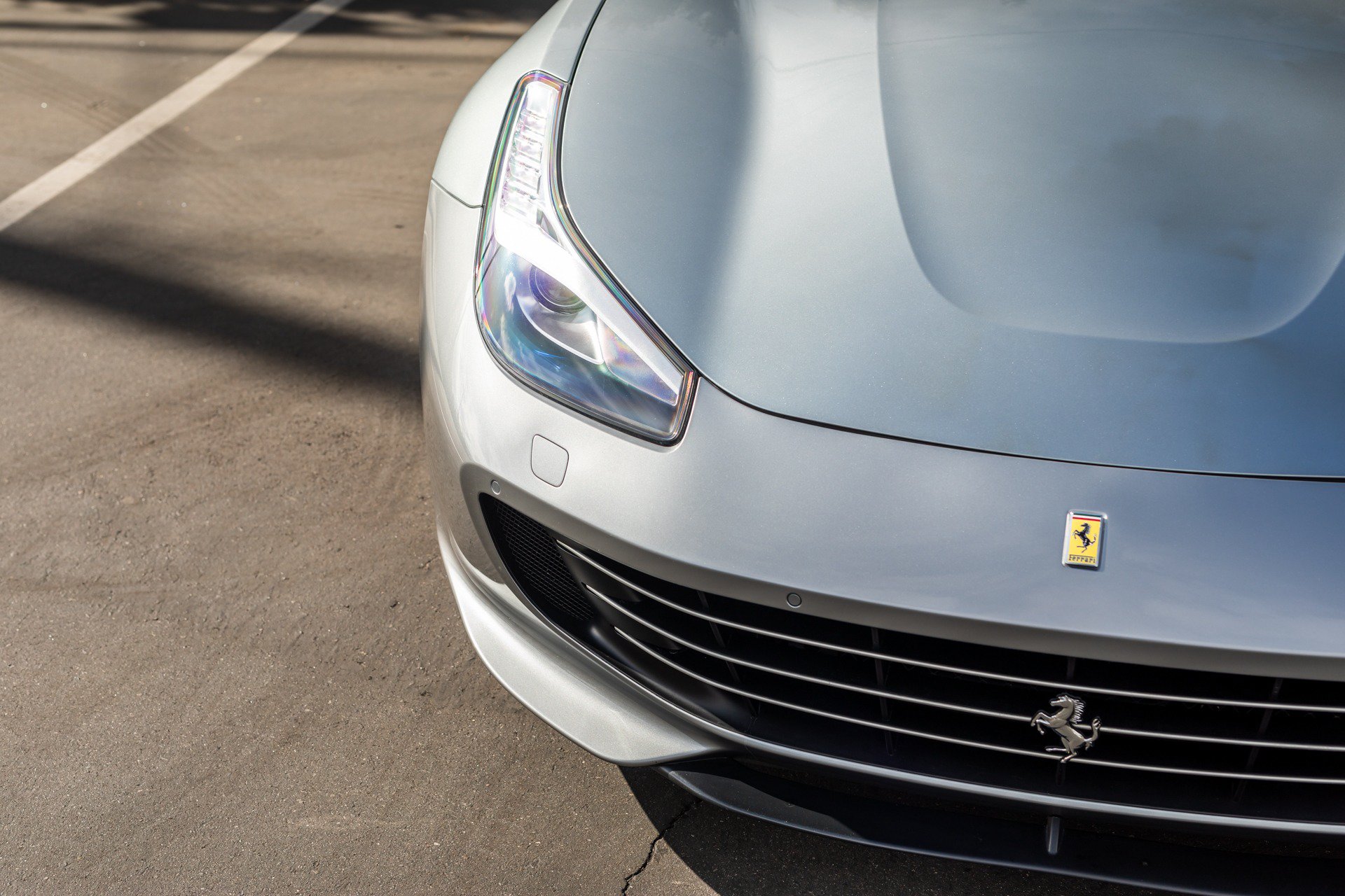 Used 2018 Ferrari GTC4Lusso T RWD image 14