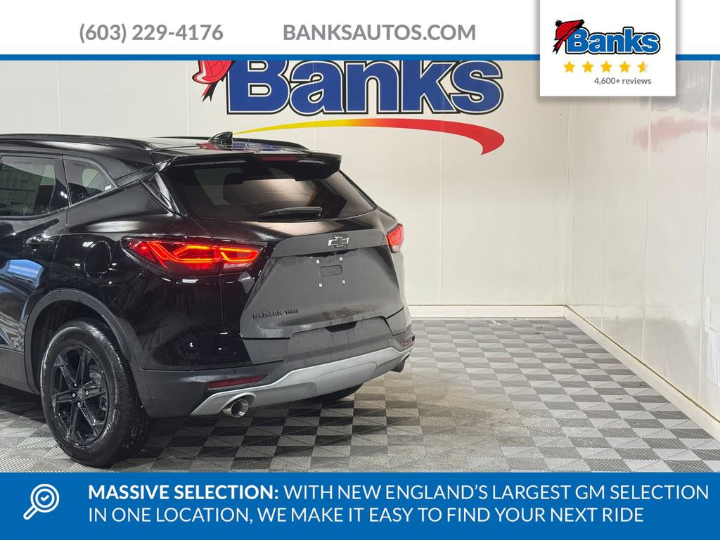 New 2026 Chevrolet Blazer LT w/ Midnight/Sport Edition AWD/4WD image 7
