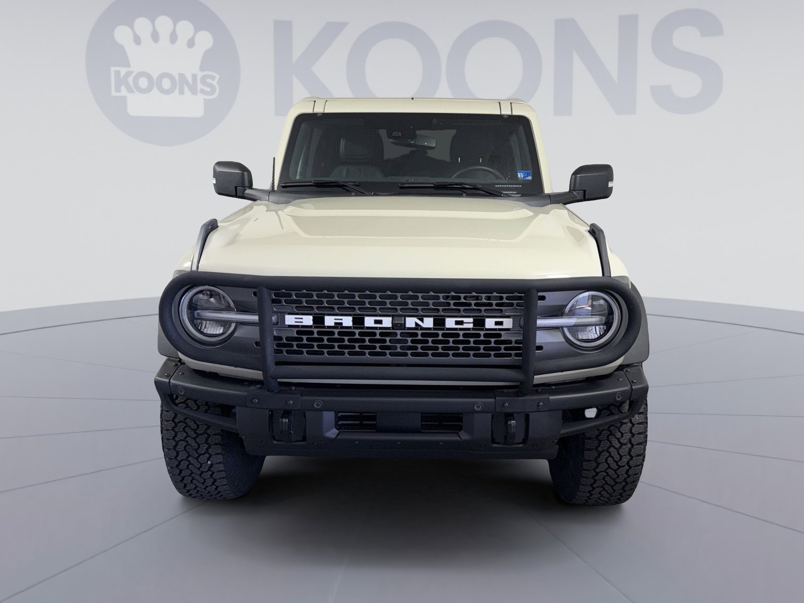 Used 2025 Ford Bronco Badlands image 11