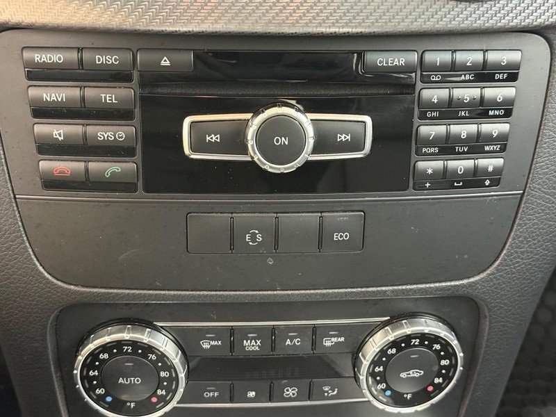 Used 2014 Mercedes-Benz GLK 350 4MATIC image 16