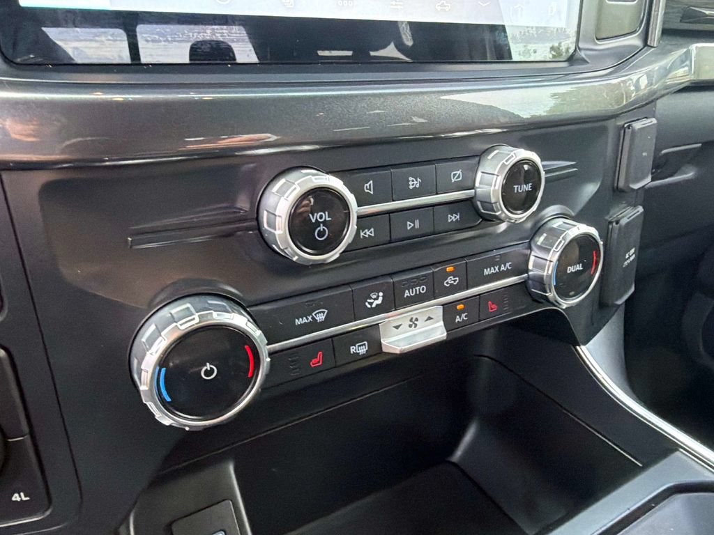 Used 2022 Ford F150 XLT w/ Equipment Group 302A High AWD/4WD image 26