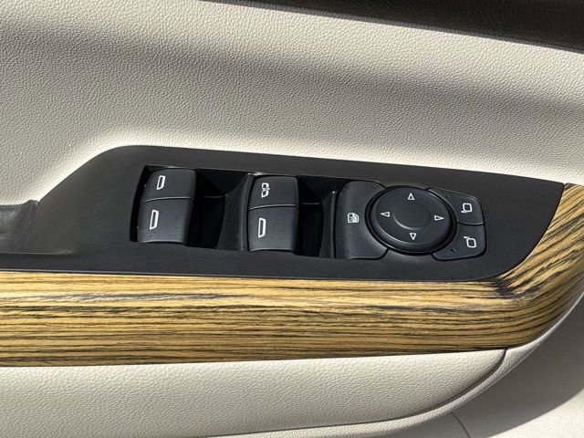 Used 2017 GMC Acadia Denali image 26