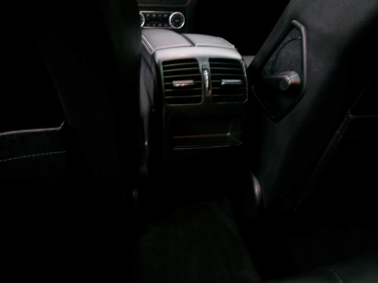 Used 2015 Mercedes-Benz GLK 350 4MATIC image 21