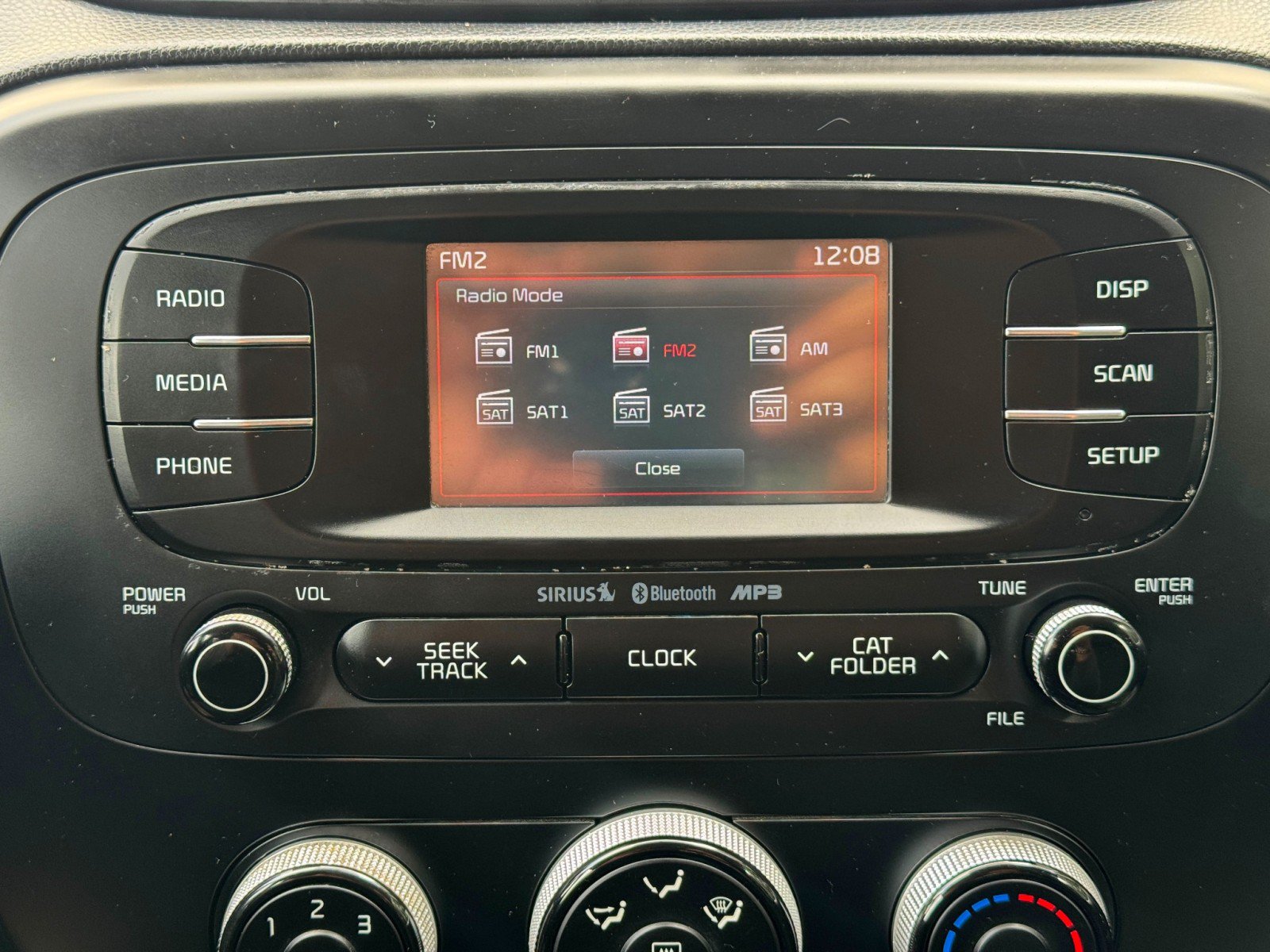 Used 2016 Kia Soul + FWD image 22