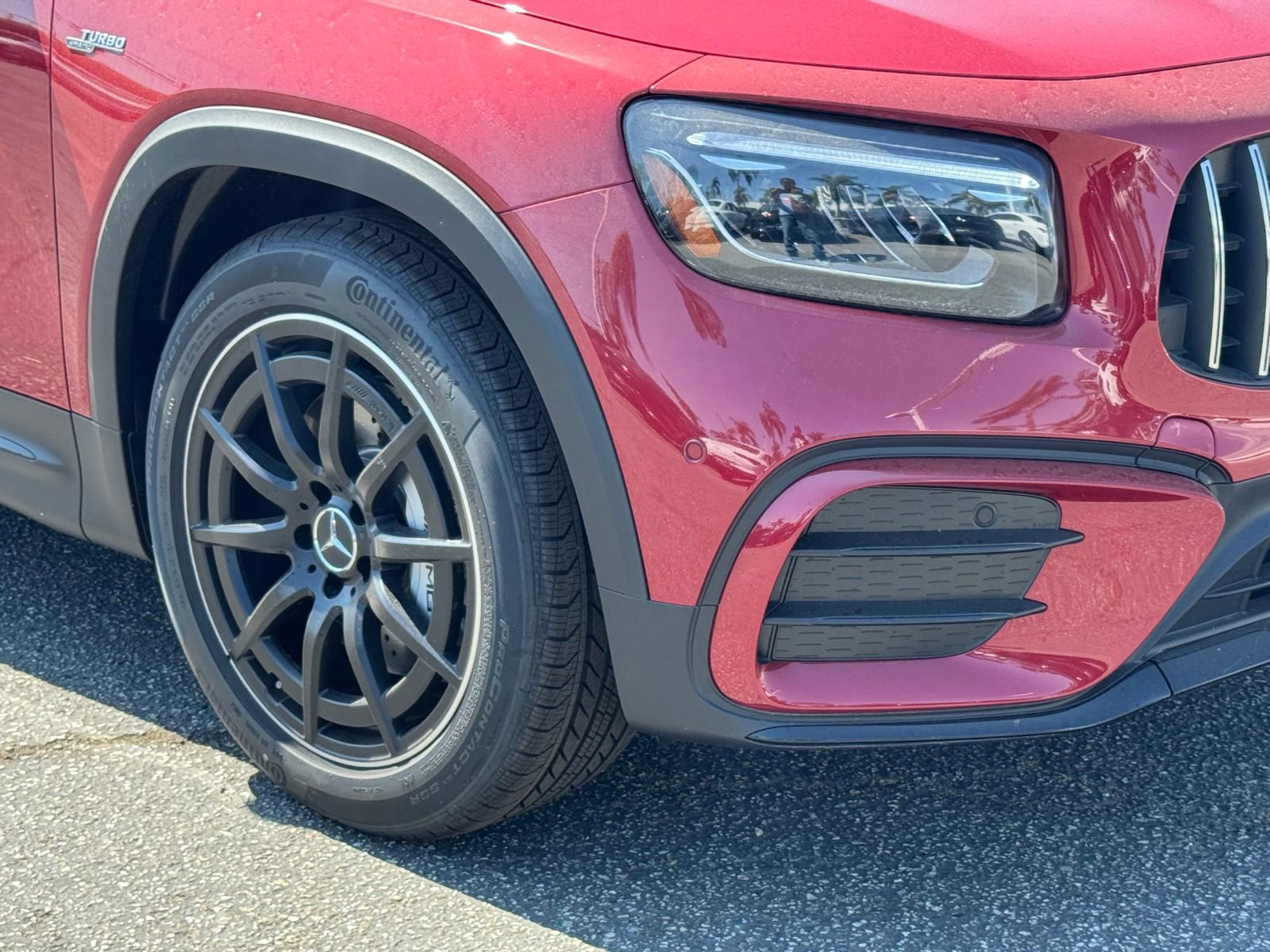 New 2026 Mercedes-Benz GLB 35 AMG 4MATIC image 3