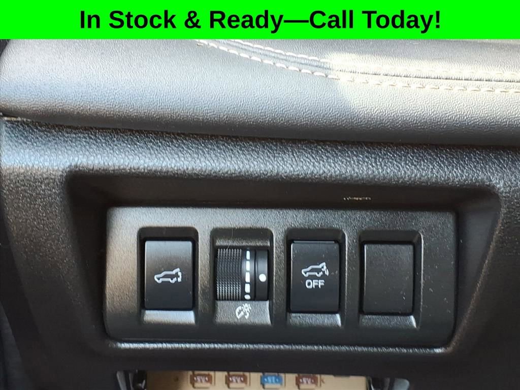 Used 2023 Subaru Outback Limited image 20