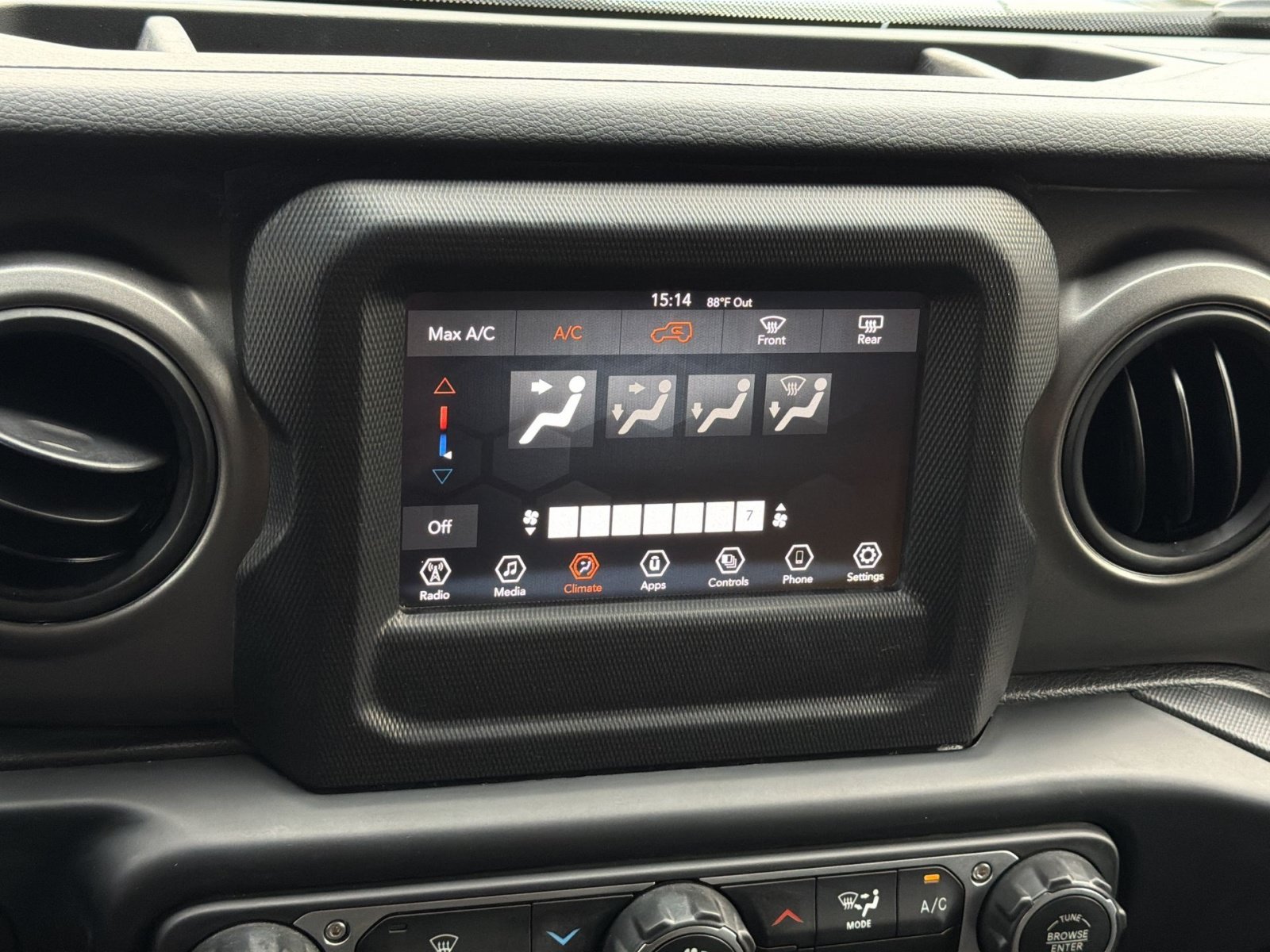 Used 2023 Jeep Wrangler Unlimited Sport AWD/4WD image 20