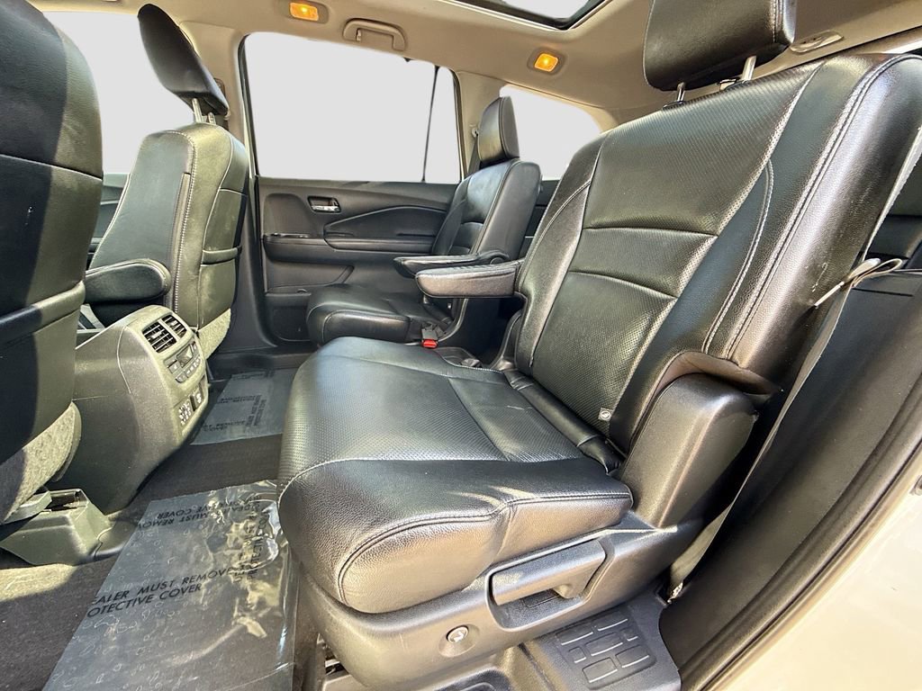 Used 2017 Honda Pilot Elite image 20