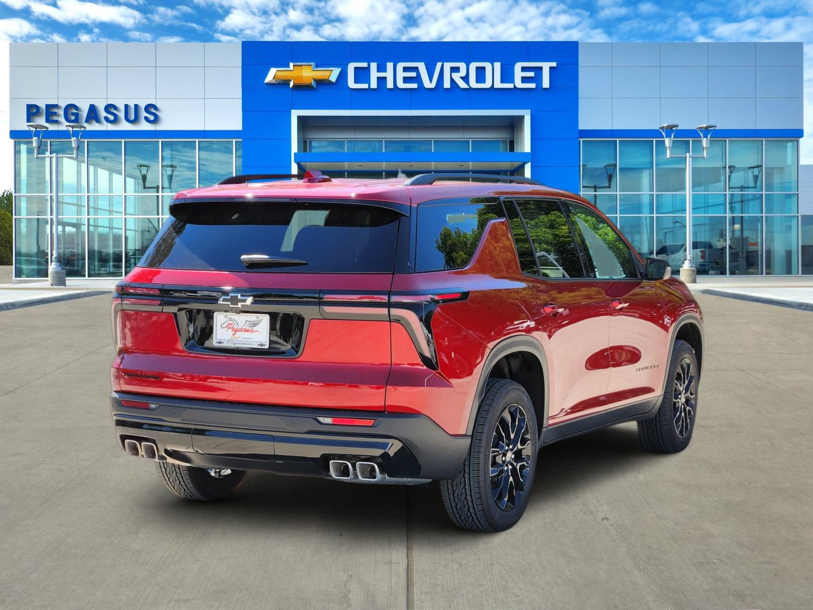 New 2026 Chevrolet Traverse LT w/ Midnight/Sport Edition FWD image 5