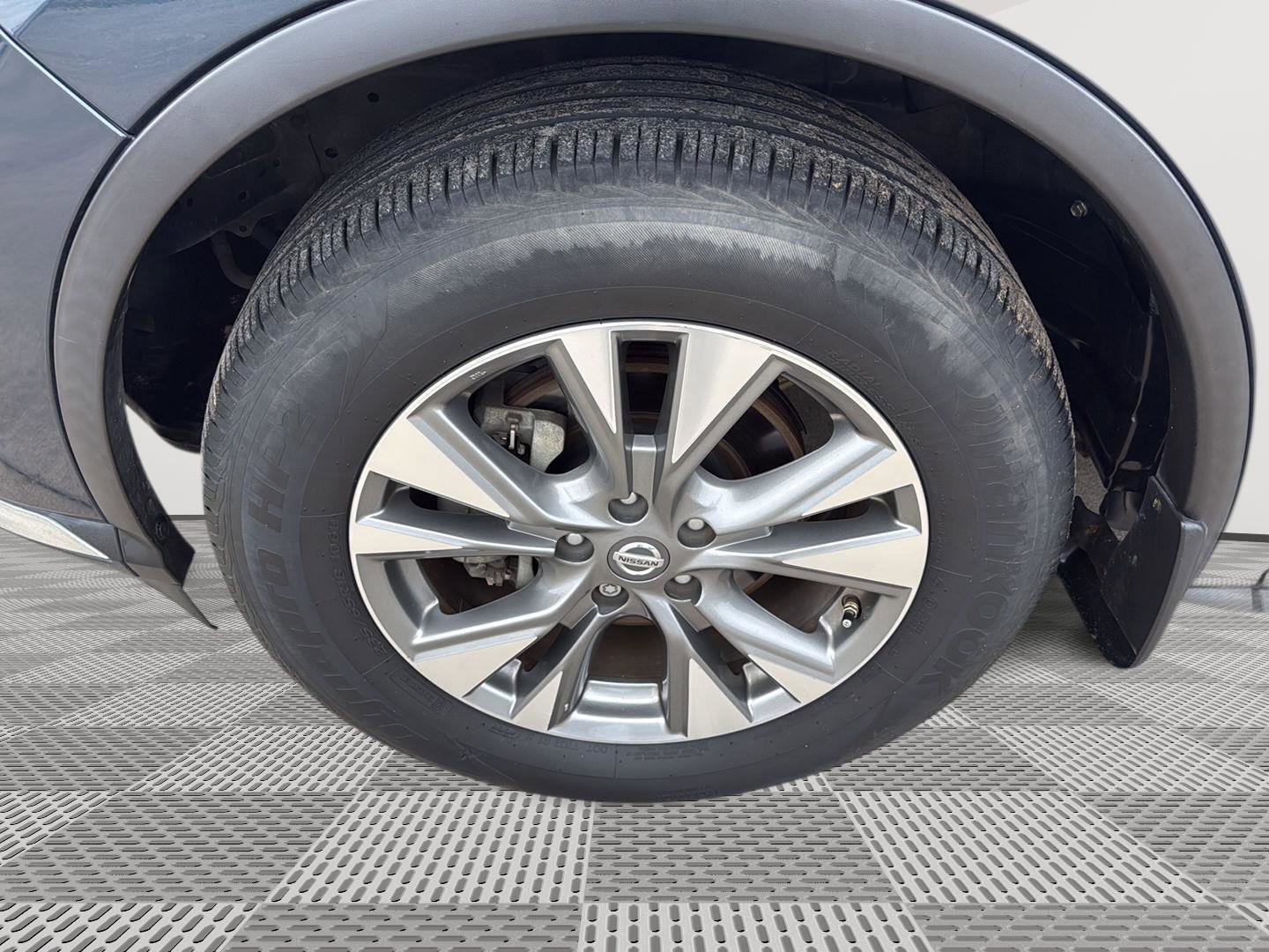 Used 2018 Nissan Murano S image 9