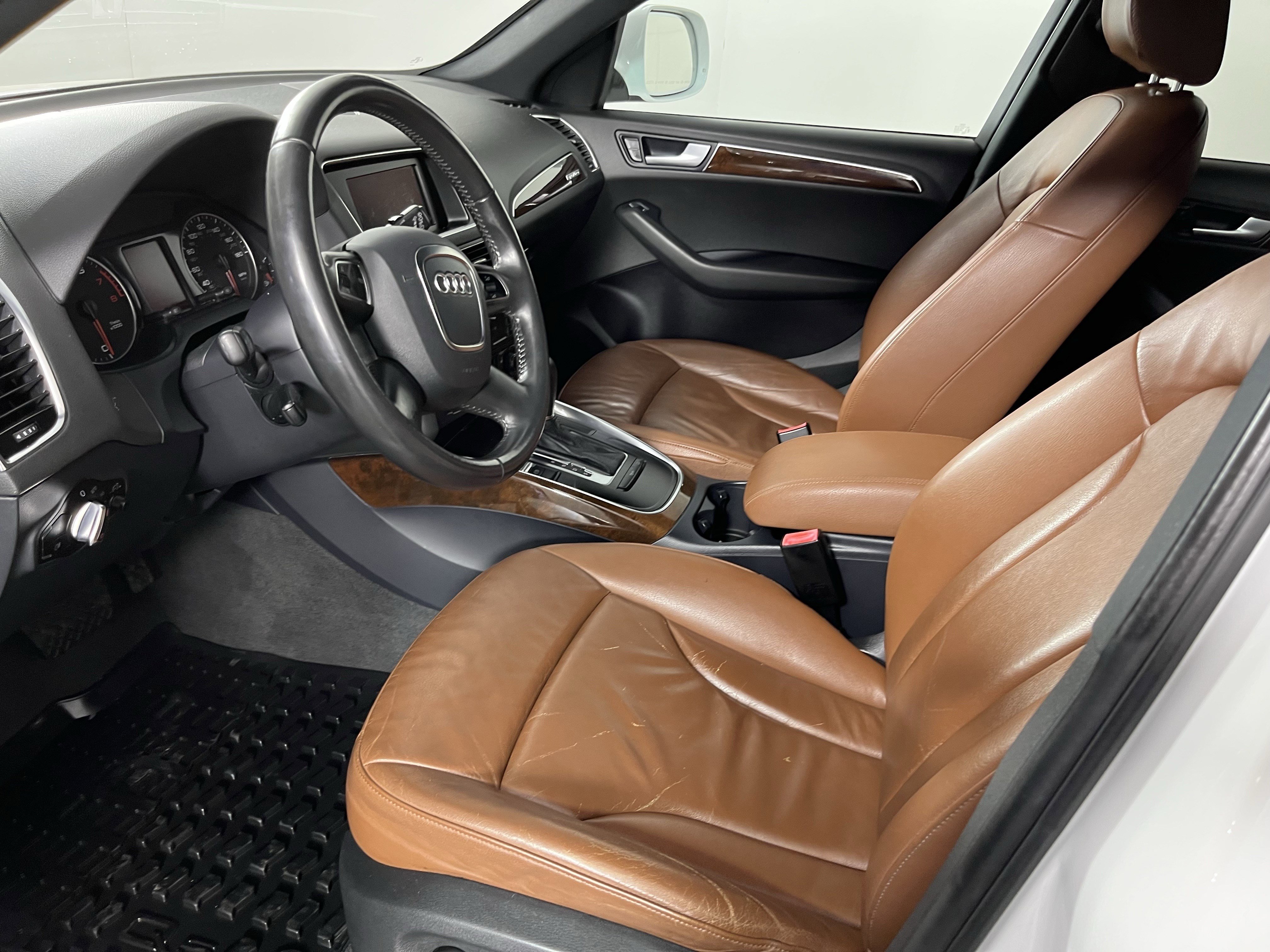 Used 2011 Audi Q5 2.0T Premium Plus AWD/4WD image 9
