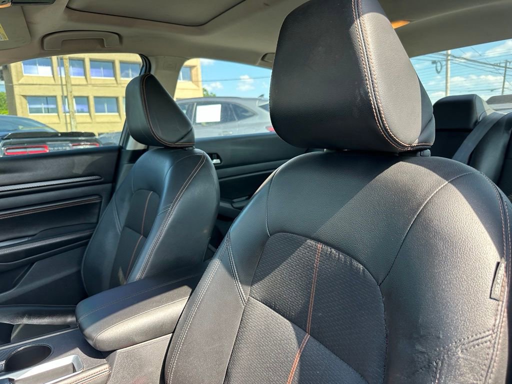 Used 2019 Nissan Altima 2.5 SR w/ SR Premium Package FWD image 14