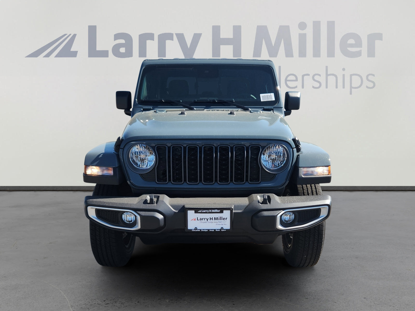 New 2025 Jeep Gladiator Sport image 9