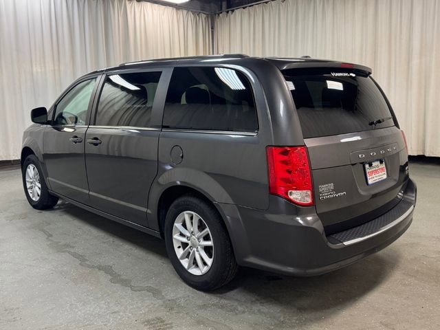 Used 2019 Dodge Grand Caravan SXT w/ Rear Park Assist Package FWD image 6