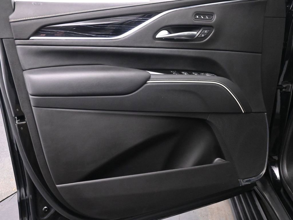 Used 2022 Cadillac Escalade Sport w/ Touring Package image 10