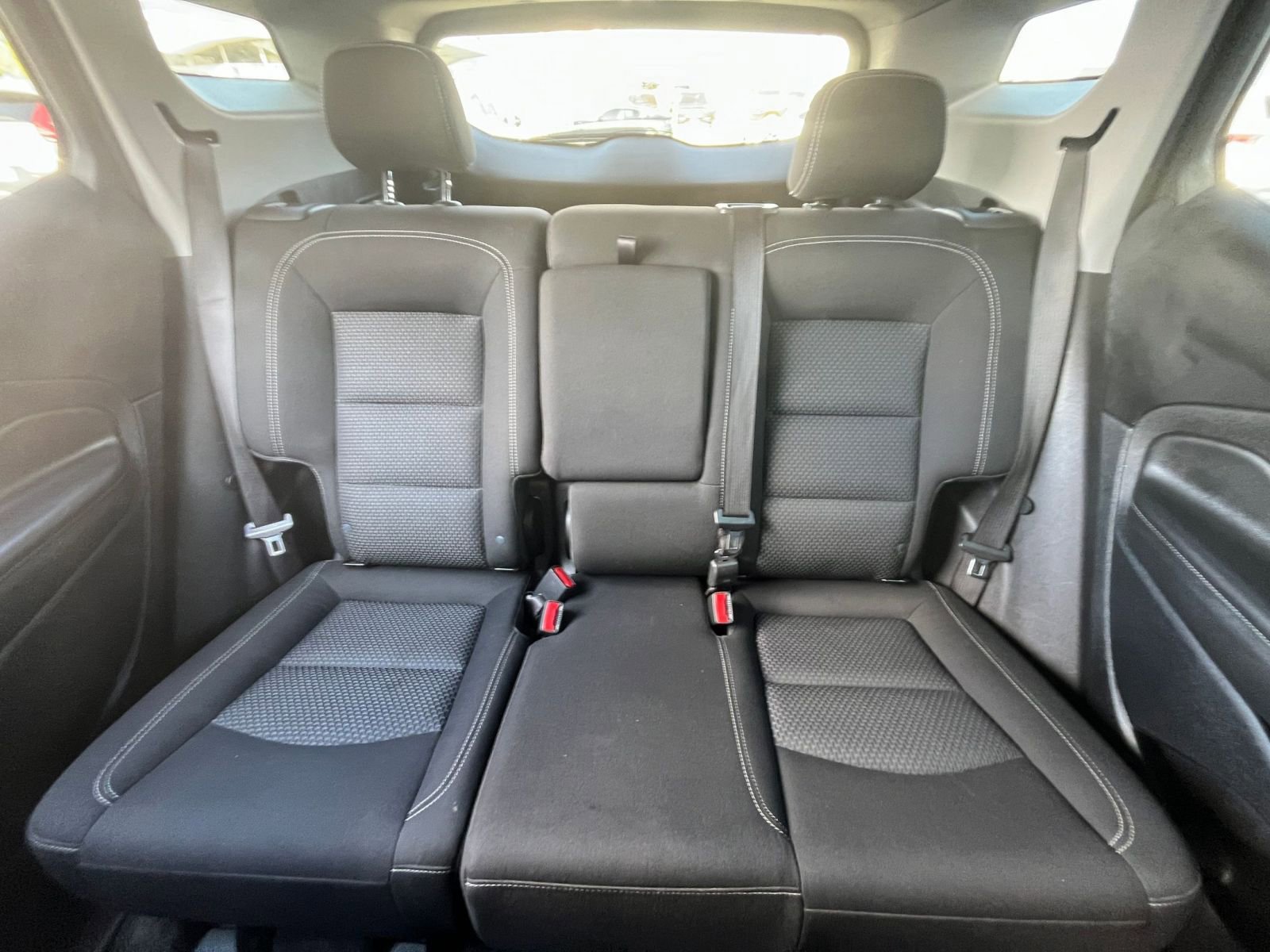 Used 2024 GMC Terrain SLE FWD image 39