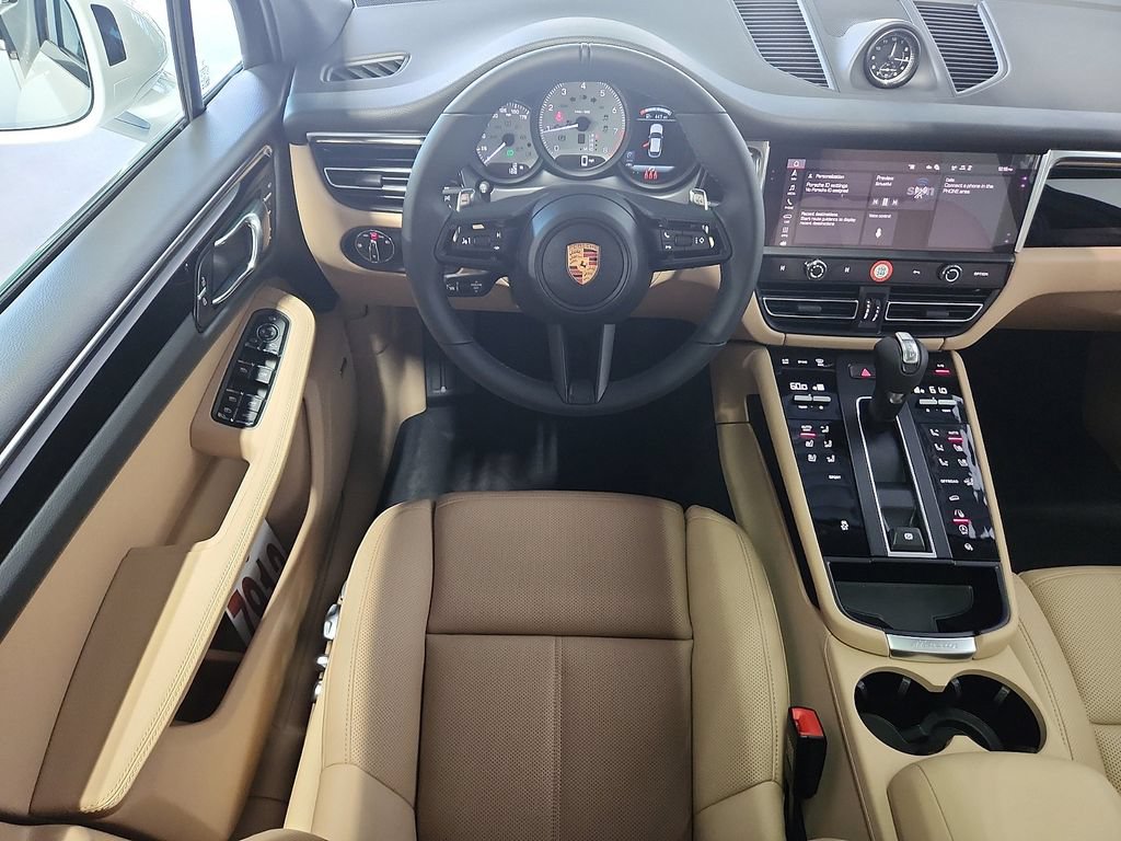 New 2026 Porsche Macan AWD/4WD image 12