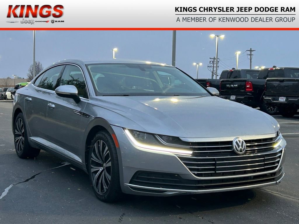 Used 2019 Volkswagen Arteon SE image 1