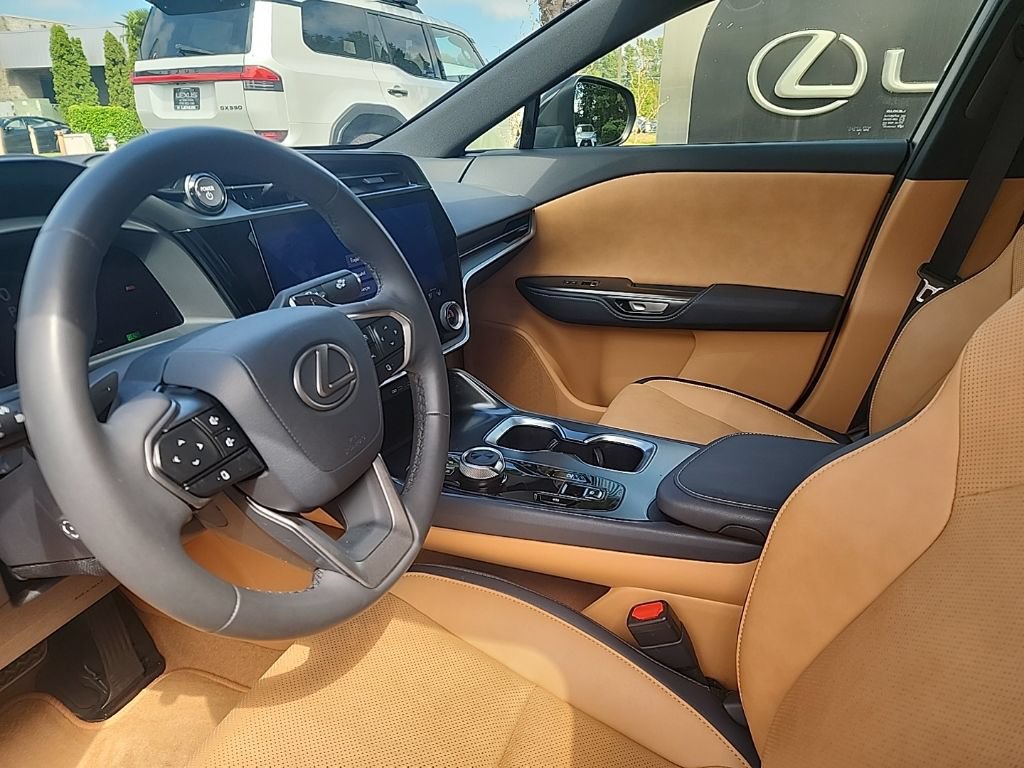 Certified 2023 Lexus RZ 450e Premium w/ Technology Package AWD/4WD image 11