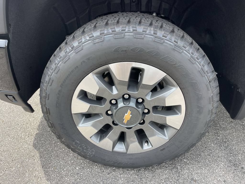 New 2026 Chevrolet Silverado 2500 Custom w/ Custom Value Package AWD/4WD image 10