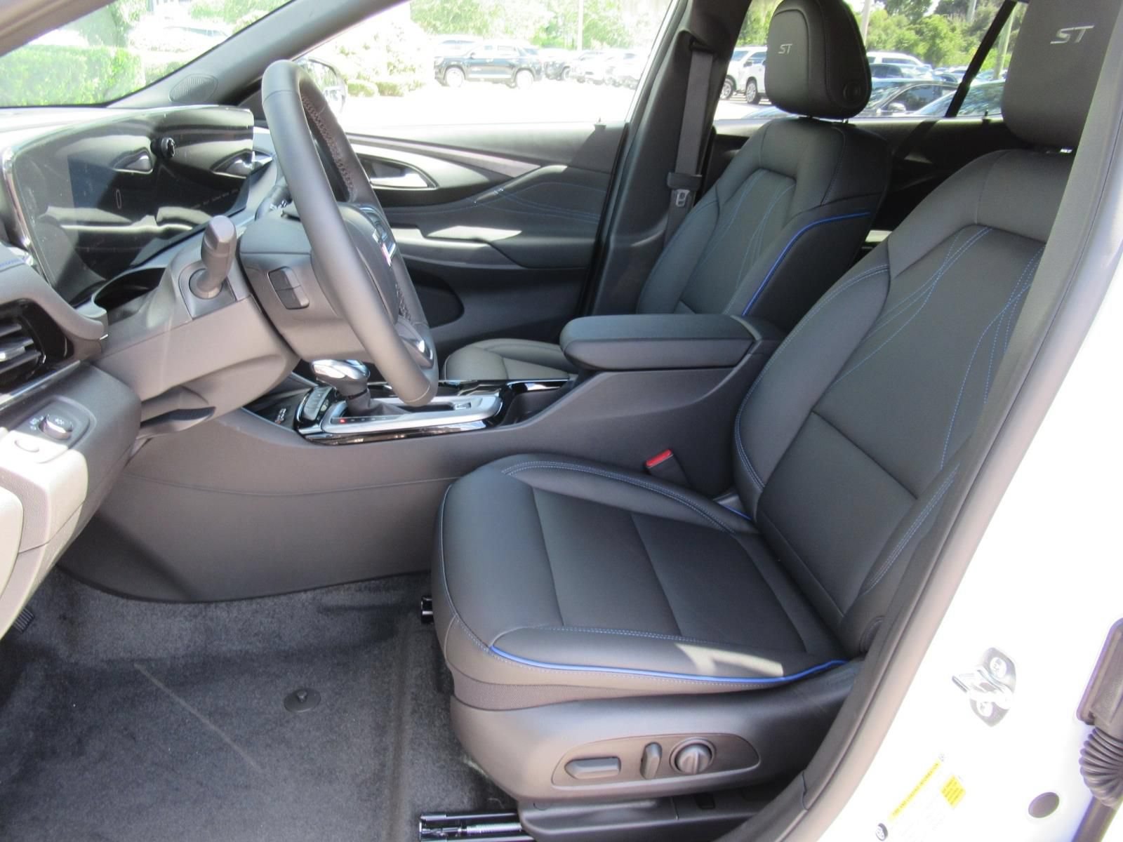 New 2026 Buick Envista Sport Touring w/ Convenience I Package FWD image 18