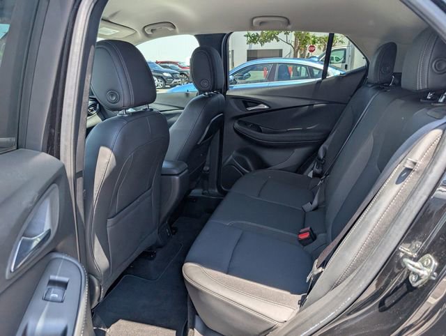 Used 2022 Buick Encore GX Preferred w/ Cold Weather Comfort Package FWD image 12