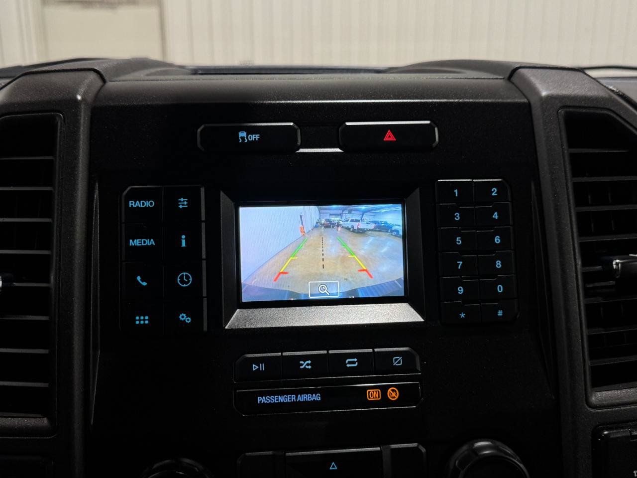 Used 2022 Ford F250 XL w/ Power Equipment Group AWD/4WD image 40