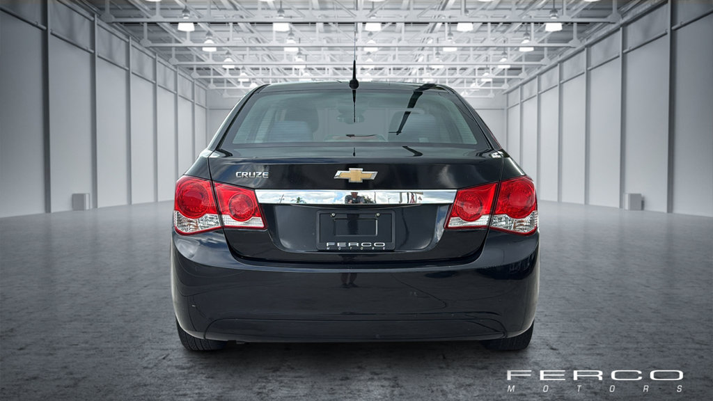 Used 2014 Chevrolet Cruze LS FWD image 4