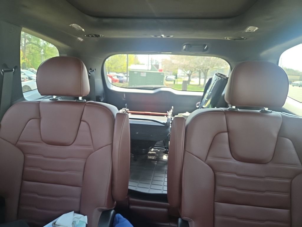 Used 2024 Kia Telluride SX Prestige image 19