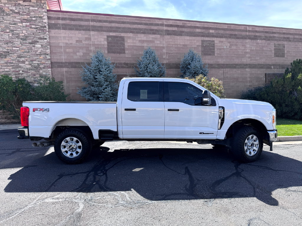 Used 2024 Ford F250 XLT w/ FX4 Off-Road Package AWD/4WD image 6