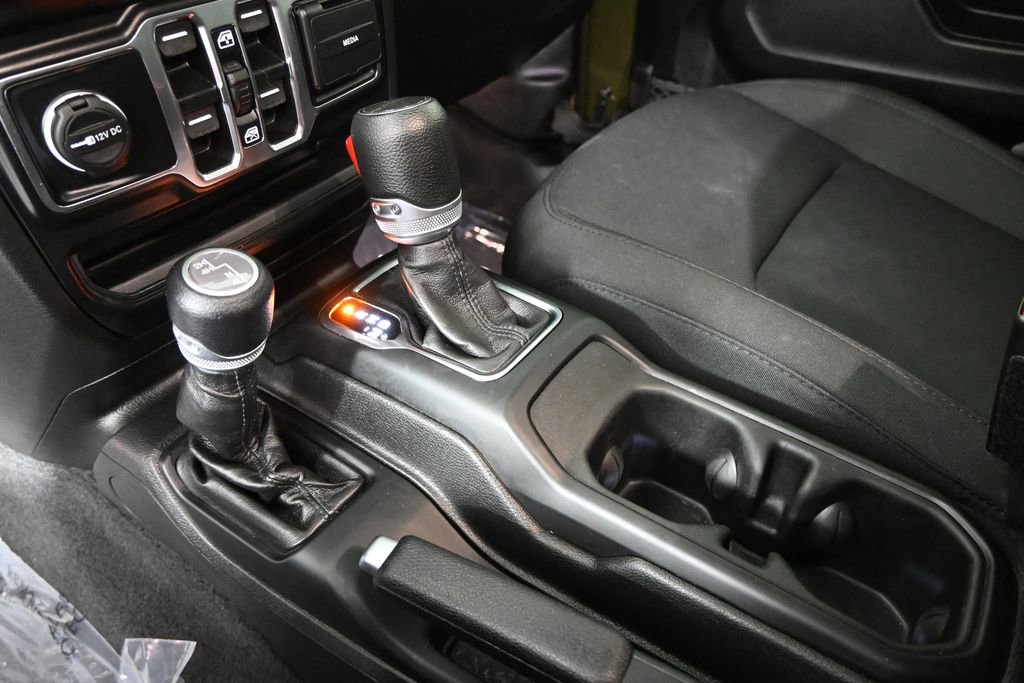 Used 2023 Jeep Gladiator Sport image 31