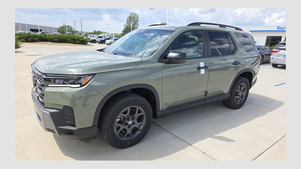 New 2026 Honda Pilot TrailSport image 1