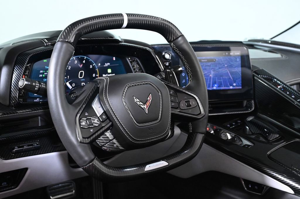 Used 2025 Chevrolet Corvette E-Ray AWD/4WD image 10