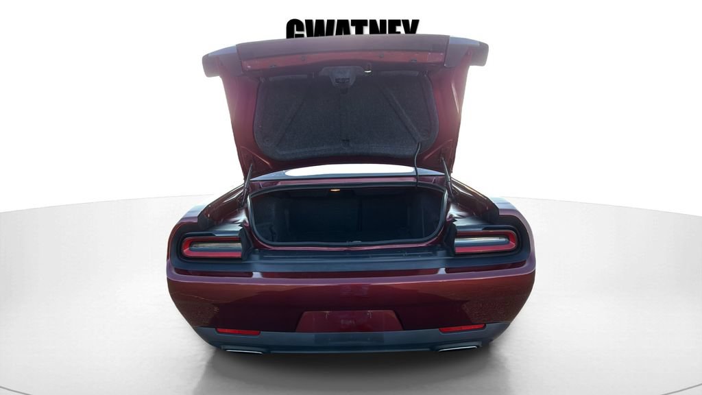 Used 2020 Dodge Challenger SXT w/ Blacktop Package RWD image 10