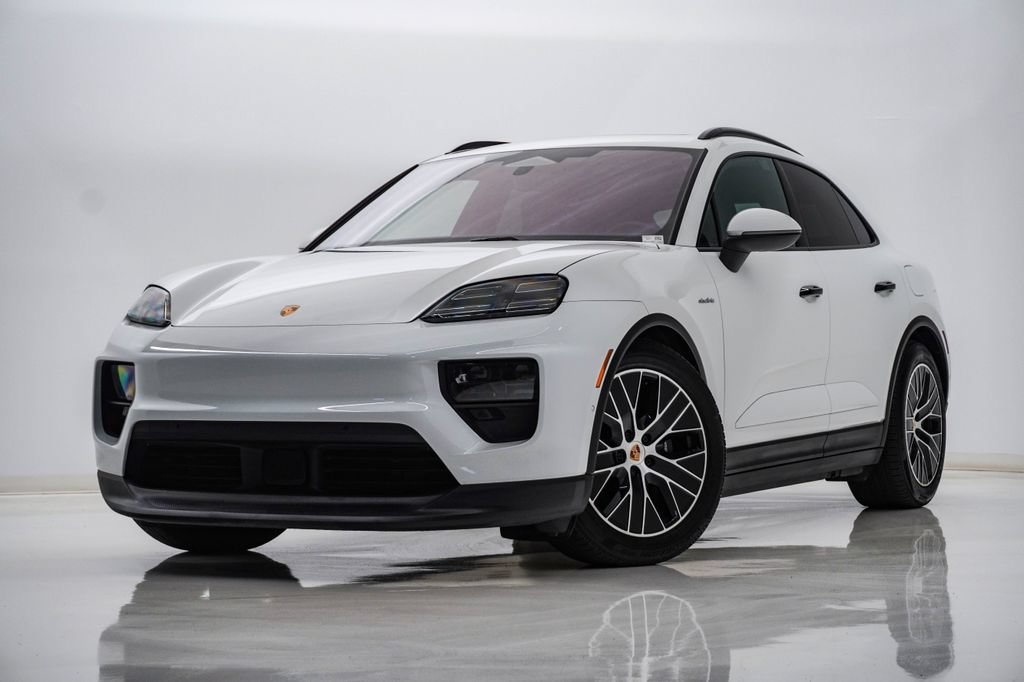 Certified 2025 Porsche Macan 4 Electric AWD/4WD image 1