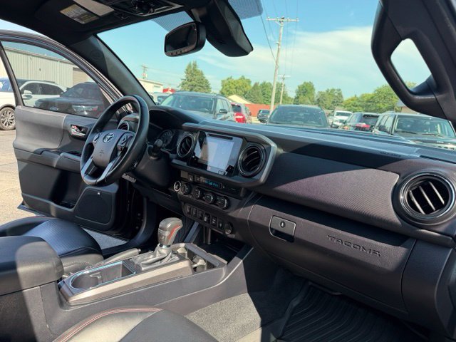 Used 2019 Toyota Tacoma TRD Pro AWD/4WD image 35