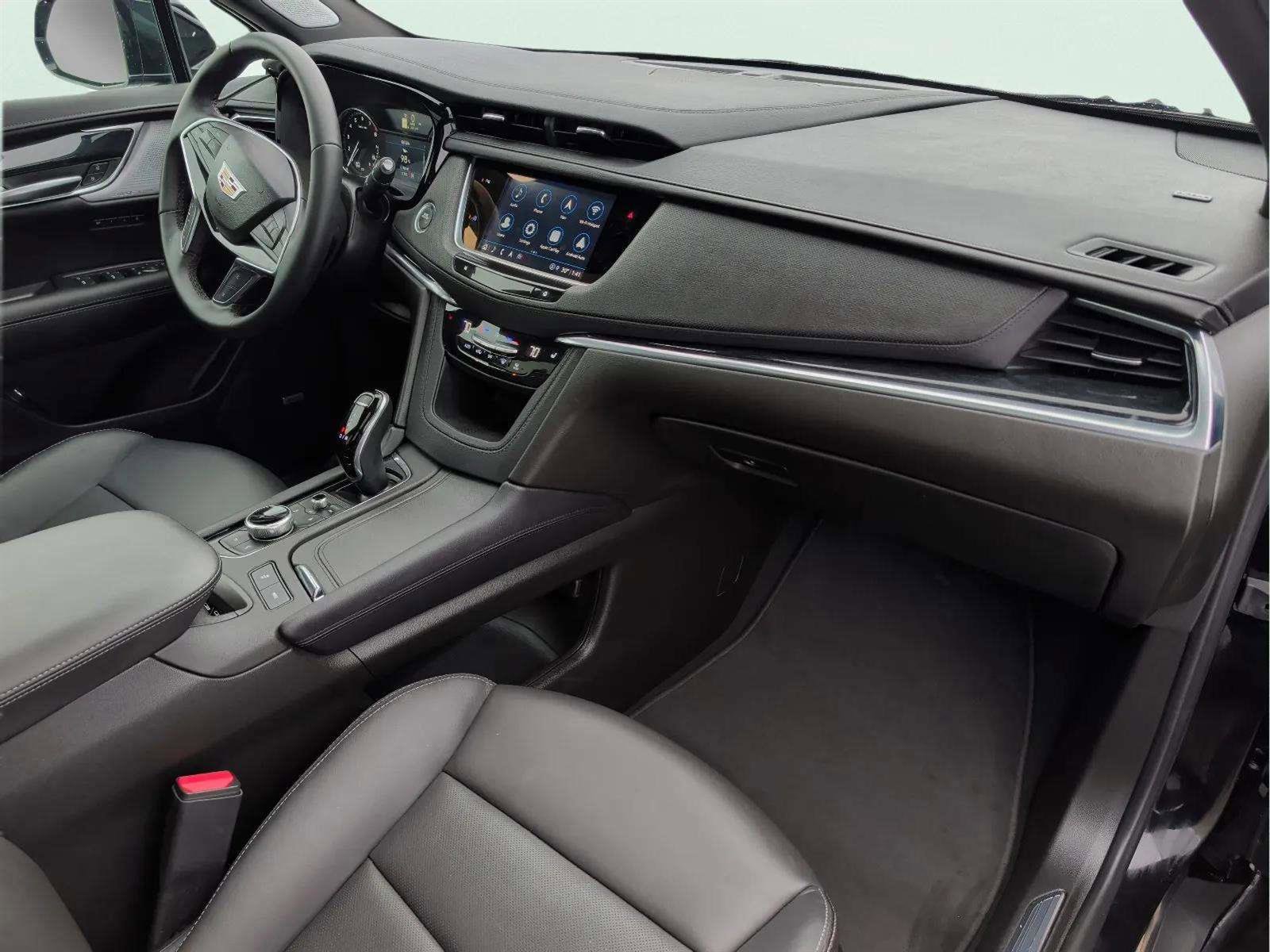 Used 2025 Cadillac XT5 Premium Luxury image 21