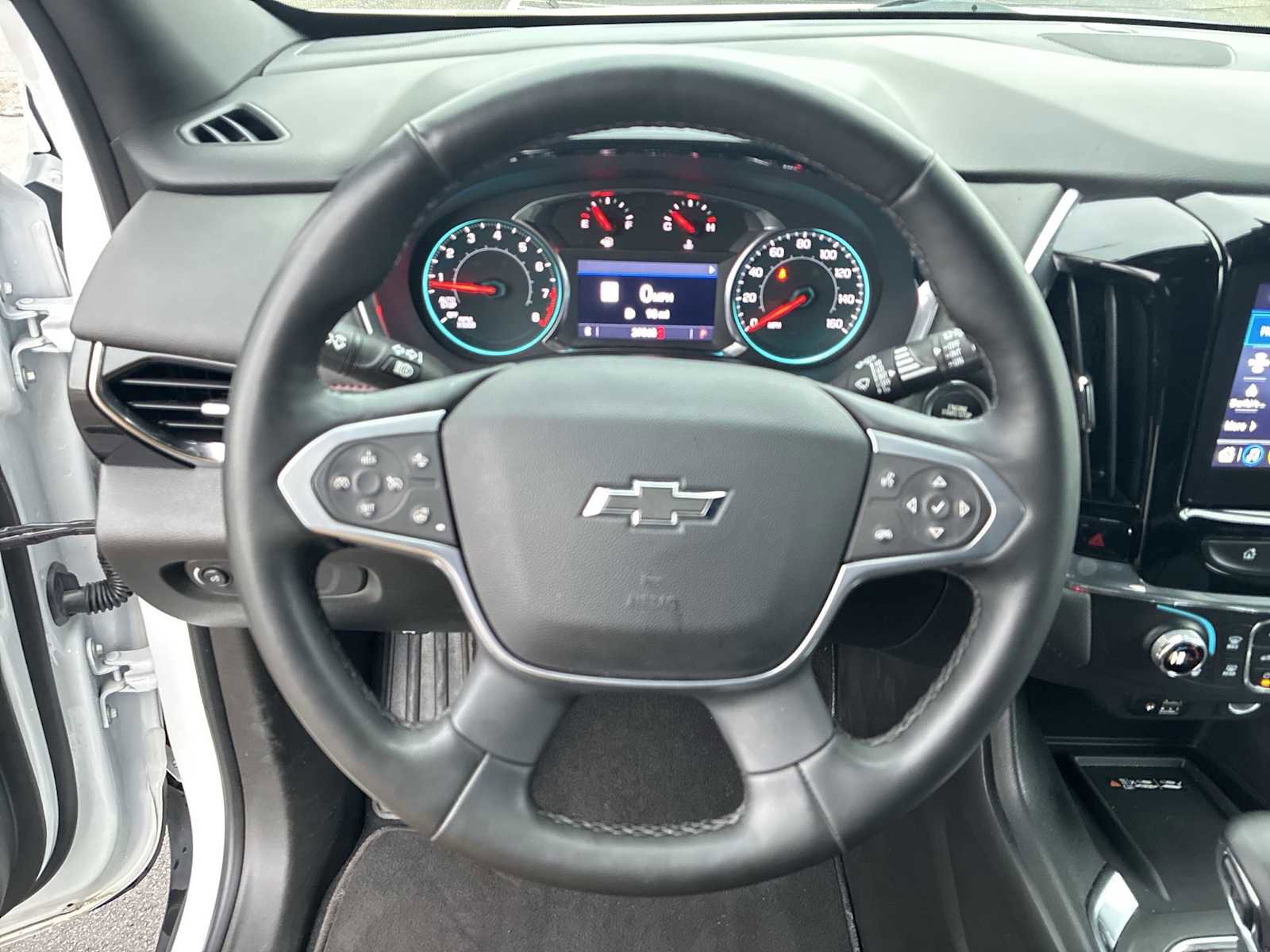 Certified 2023 Chevrolet Traverse RS image 10