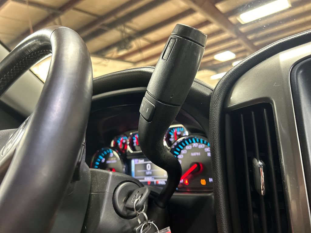 Used 2018 Chevrolet Silverado 1500 LTZ Z71 w/ LTZ Plus Package AWD/4WD image 26