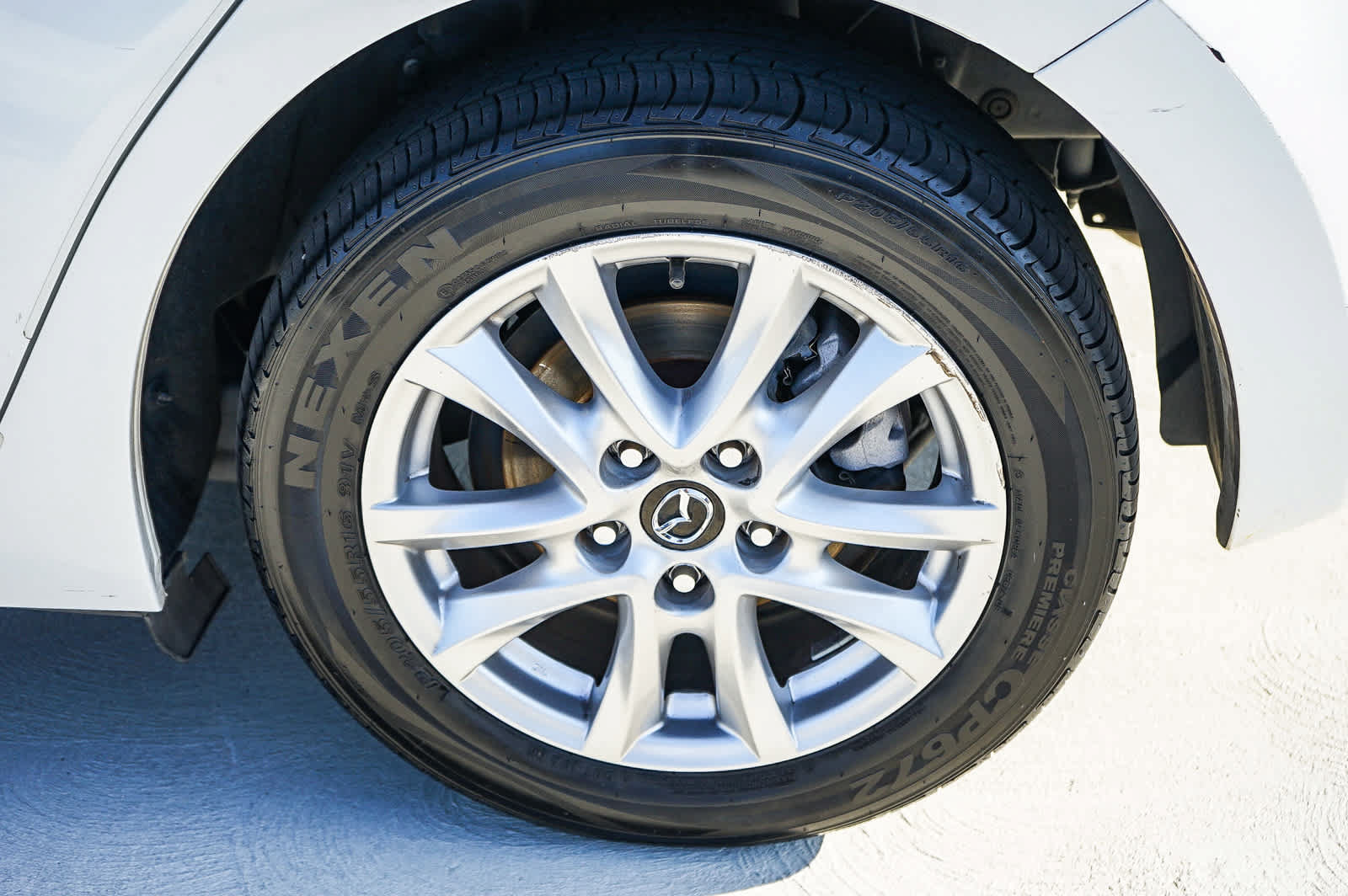 Used 2015 MAZDA MAZDA3 i Touring FWD image 9