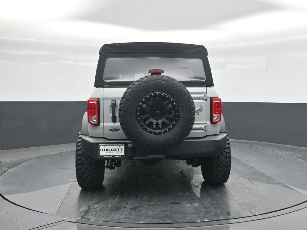 Certified 2022 Ford Bronco Base image 17