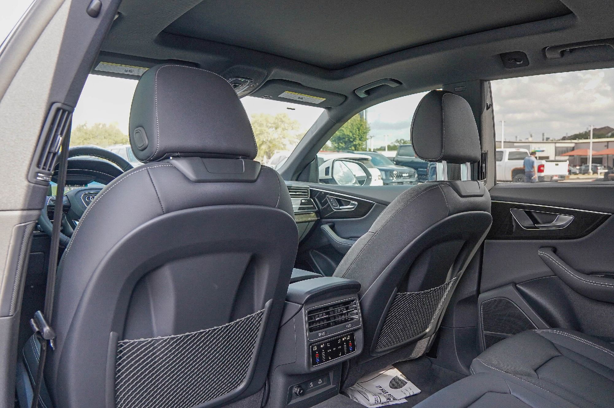 New 2026 Audi Q8 Premium Plus image 23