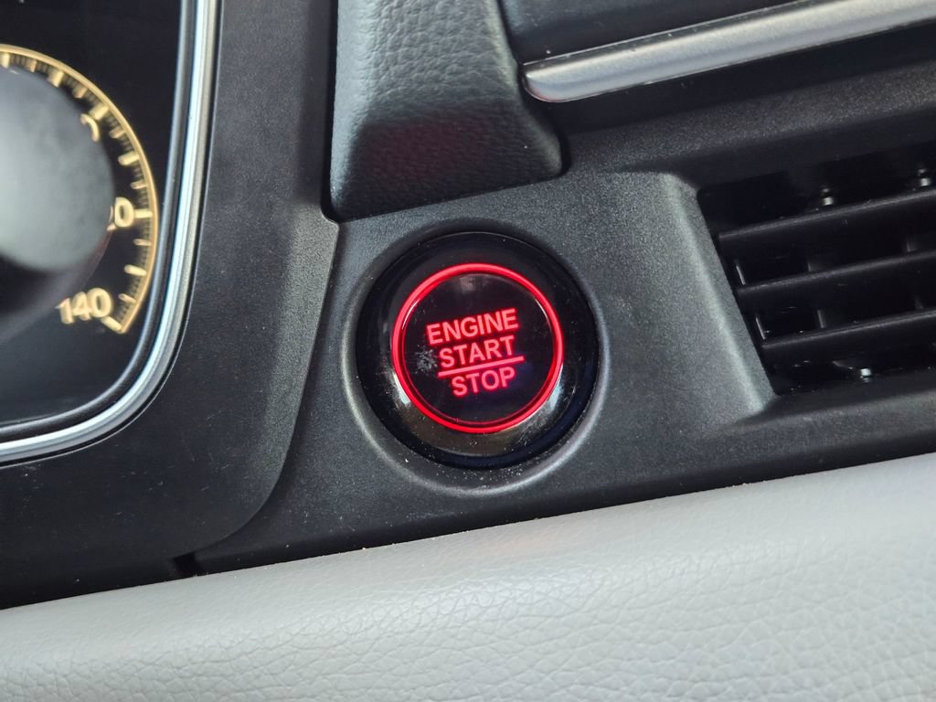 Used 2024 Honda Pilot Touring image 21