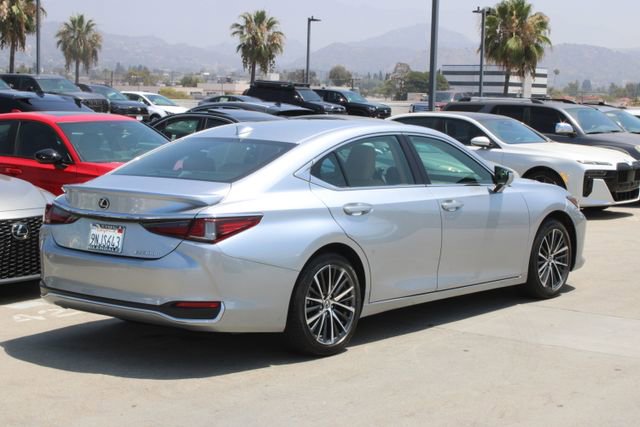 Certified 2024 Lexus ES 300h w/ Premium Package FWD image 21