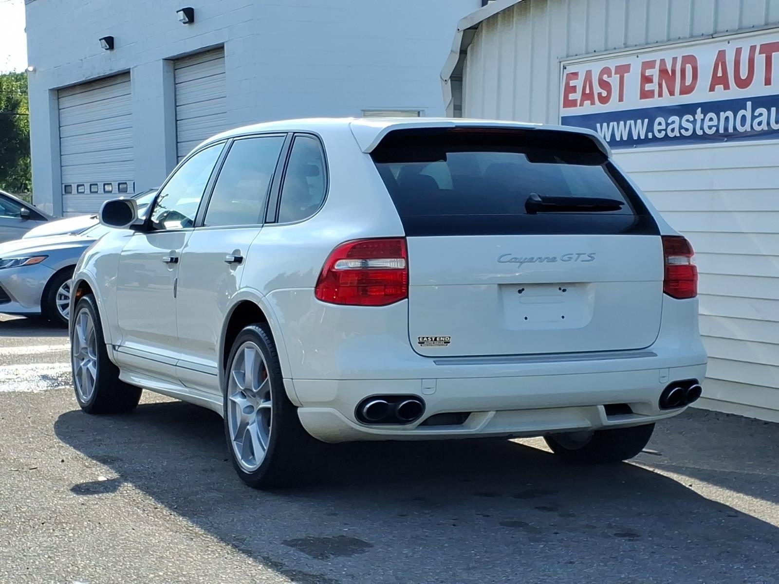 Used 2009 Porsche Cayenne GTS AWD/4WD image 3