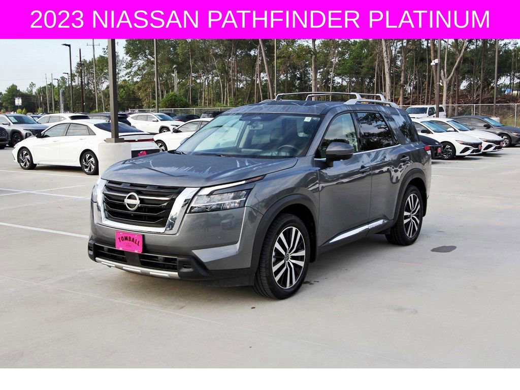 Used 2023 Nissan Pathfinder Platinum image 3