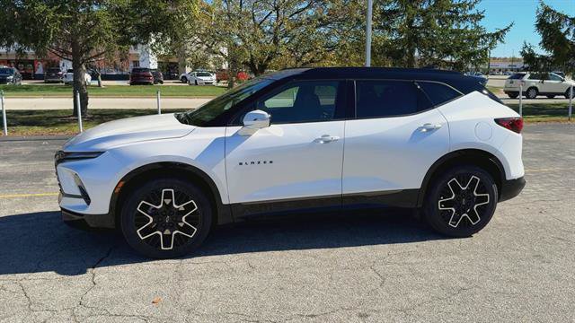 Used 2024 Chevrolet Blazer RS w/ Driver Confidence II Package FWD image 33
